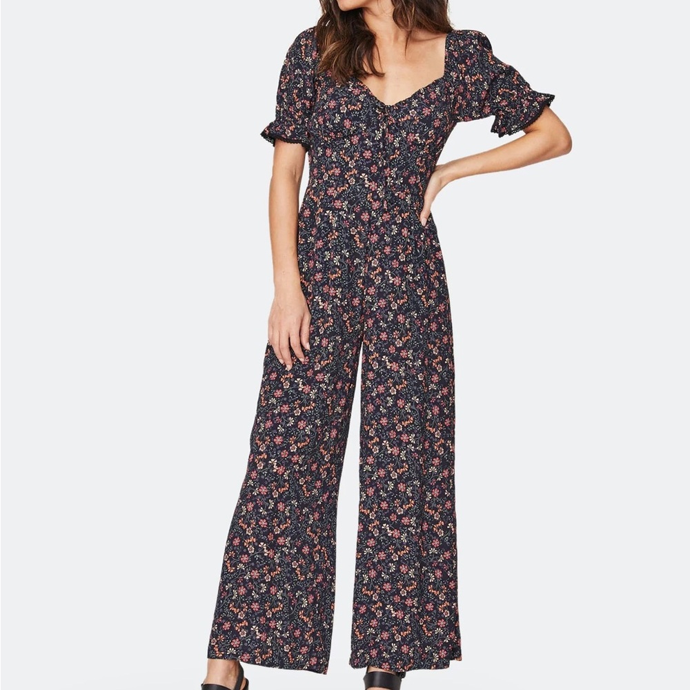 Lost + Wander Trip To Louvre Jumpsuit Navy Floral Short Sleeve Flower Sweetheart